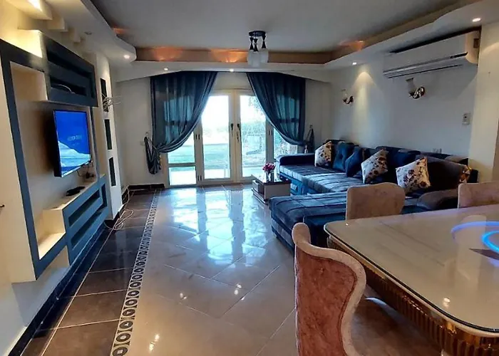 Villa Front In La Sirena - Unit M11 *
